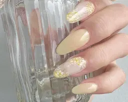 【オフありの方】ふんわり春色♪大人可愛いミモザネイル!