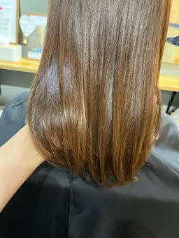 一度で効果🩵髪質改善ウルトワ水素トリートメント➕小顔カット🫧🫧🫧プラスカラーは5000円