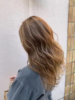 レディース限定✨スペシャル外国人風ハイライトカラー⚡️＋トリートメント