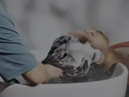 《得意メニュー🛁》極上トータルケアヘッドスパ50分💭