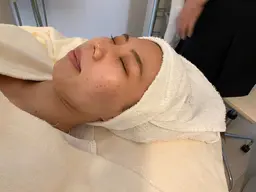 【45分✨お仕事帰りに】毛穴すっきり洗浄＋リフトUP｜超音波毛穴ケア