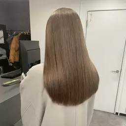 🌟初めてブリーチされる方限定🌟全頭ブリーチ+オンカラー 練習モデル