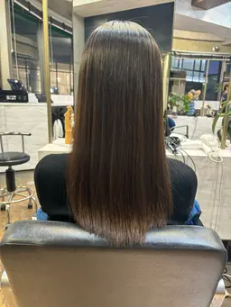 朝のセットが楽に!髪の毛もつやつやに!ストレートパーマ💫