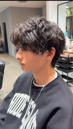 メンズ　楽にキマる‼️【カット✂️＋パーマ🌀】
