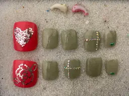 親指ホロのフットネイルオフ込み(オフ無−500円)※フットバス5分付き