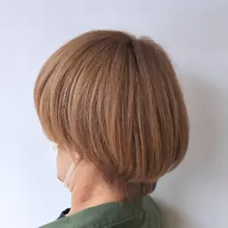 《ケアブリーチ》ダメージ軽減ダブルカラー