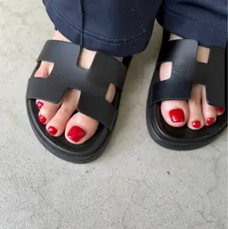 【フット】うる艶ワンカラー(研修モデル価格) つま先まで綺麗に。艶感が長持ちするシンプルフットネイル