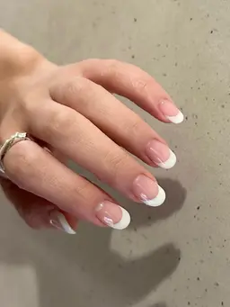 パラジェル.⋆𝜗𝜚𓈒ㅤ‪⋆ オフあり クリアベース+フレンチ🪞🎀