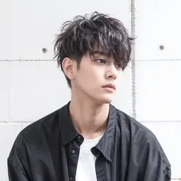 【メンズ】メンズパーマ＋眉毛カット7700円