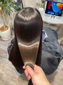 【💖話題の髪質改善💖】カット+酸性縮毛矯正(ピンピンになりすぎない!その日から巻ける!?当てた所は半永久的!)