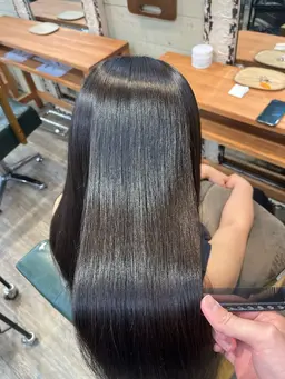 酸性縮毛矯正+水素カラー🌟