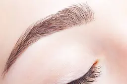 【毎朝の手間ゼロ！垢抜け美眉に💎】眉上下/眉間脱毛¥6600→¥3500《エリア初導入》