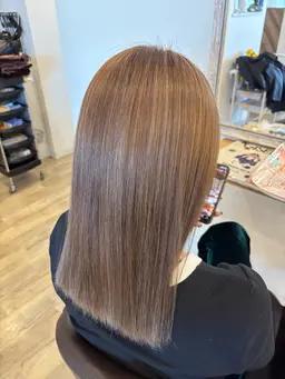 ハイライト入れ放題＋2stepトリートメント🩶