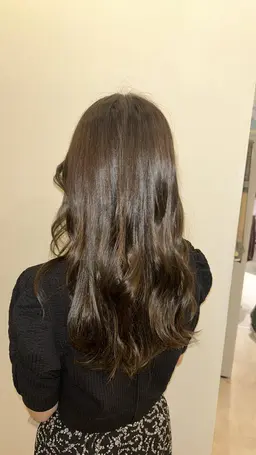 『✨️🟢業界1赤みを抑えるカラー🟢✨️』似合わせカット✂️➕アディクシーカラー➕2STEPトリートメント🫧