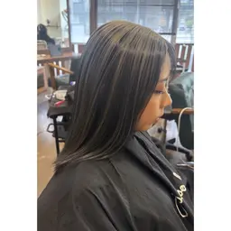 バレイヤージュ、グラデーションカラー（デザインカラーの場合こちらでご予約お願いします）➕4stepトリートメント付き