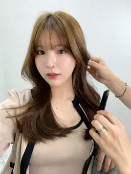 【平日限定】似合わせカット+透明感カラー+選べるケア＋大人気LOA香水オイル仕上げ　￥8980