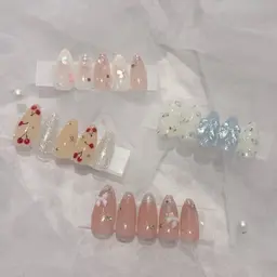 【春先取り🌸☘️】トレンドデザイン（オフケア込み❤️）※カラー変更・パーツ位置変更🆗