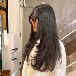 顔まわりレイヤーカット🥨