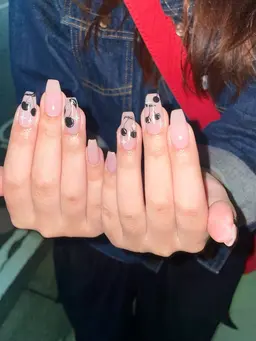 【オフあり】🩵6本アート🎼🩰持ち込みデザイン ＊補足説明を必ずご確認ください♩