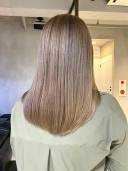 フルカラー＋トリートメント◎白髪染めも対応してます◎カラーのみの施術になります！カットは無しのメニューになります！