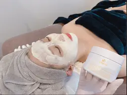 【艶×美白!光彩肌トリートメント】くすみ・ごわつきを整え肌再構築管理トリートメント✨