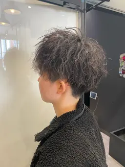 カット➕ダメージ軽減パーマ➕3ステップ髪質改善トリートメント