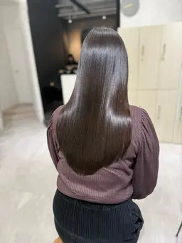 髪質改善ストレート+ヘアカラー+トリートメント✨️