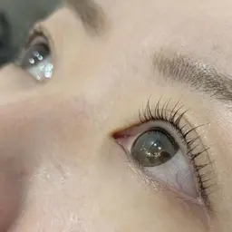 ☁️2回目以降の方☁️まつ毛パーマ トリートメント・コーティング仕上げ付き𓂃🫧‪