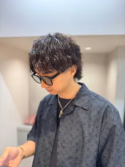 ✨オープン記念✨メンズご新規様限定当日クーポン‼️【カット＋ワンカラー】うる艶トリートメント付き⚡️