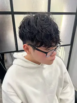 《メンズ》再現性&持続性抜群✨カット+シャドウパーマorスペインカールorフェザーパーマなど、選べるパーマ✨
