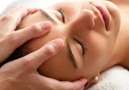 【初回限定】小顔ケア+耳つぼジュエリーセットコース