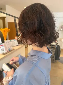 (レディース)カット➕パーマ