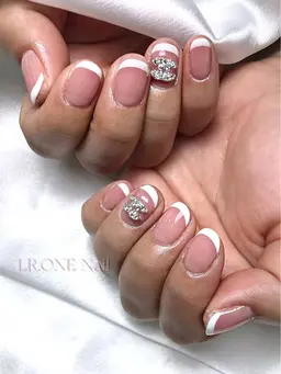 ✨モデル練習⭐️フレンチ【クリアベース】⚠️当日予約OK、予約リクエストが必要 ✨ (ベース色追加の場合は➕500円)