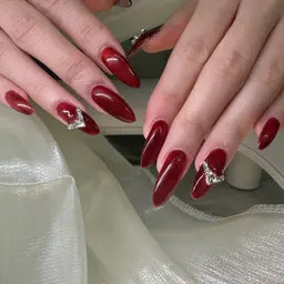 チップ長さだしワンカラー orマグネット パーツ2個付き(オフ、ケア込み150分)長さだし付け替えオフ別途¥2000