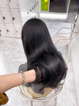 【🤍ྀི12月限定🤍ྀི】うねりを抑える縮毛矯正🤍ྀི+韓国風レイヤーカット🤍ྀི+透明感カラー🤍ྀི