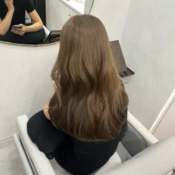 【📍ご新規様限定メニュー】⚠️黒染め不可、1月29日予約不可⚠️カット+ワンカラー＋tr🤍スタイリング込🫧