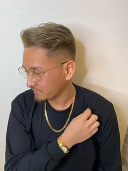 デザインカット＋ケアパーマ＋クイックトリートメント付