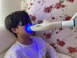 ご新規様限定✨セルフホワイトニング8分✖️２回（男女子可）