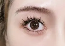 「漫画キャラクター」漫画の“描いたような”まつ毛に120本￥5980