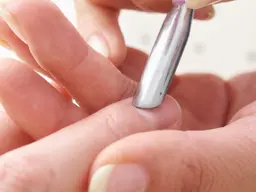 Cuticle care (甘皮ケア)◎¥4,400 甘皮ケア/ファイリング爪形成/爪磨きorトップコート