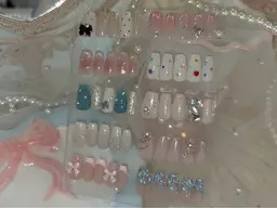 【平日限定】定額デザインA🎀✨️※オフ込の料金になります。（長さだしオフは別途500円になります。）