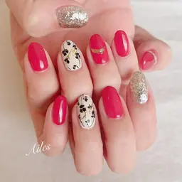 ジェルネイル ミディアムコース(オフ、ネイルケア込み) 1カラー、グラデーション+アート4本