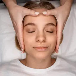 🌼とろける極上時間★頭蓋骨カイロコース【骨盤調整＋ドライヘッドスパ】🌼