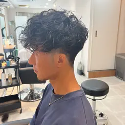 似合わせカット＋強めパーマ+アロマ炭酸スパ付き🫧