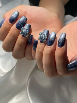 【今だけ限定価格🏵️】マグネット単色➕大きめパーツ2つ乗せ🌈ケア＆オフ込/50色​〜​/フィルイン