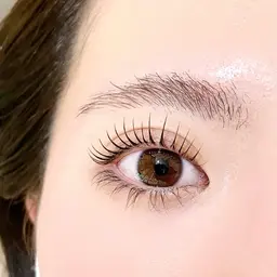 【ご新規様限定】平日限定✨¥6200→¥4000の特別価格【上まつ毛パーマorパリジェンヌ】トリートメント付き