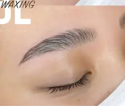 骨格診断＋美眉アイブロウWAX＋メイク仕上げ