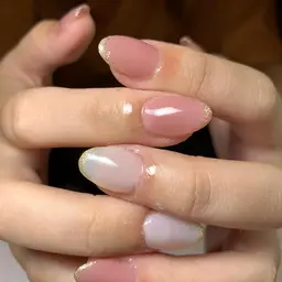 ワンカラー、ラメグラジェル （ロングの方料金追加あり