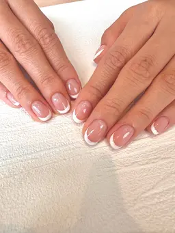 フレンチネイル🌿(オフあり)