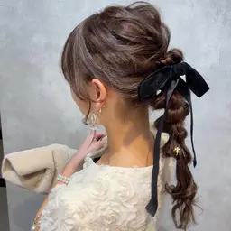 ヘアアレンジ🎀🫧　（髪飾りなど持参可能✨）金箔やキラキラスプレーはご用意しております◎